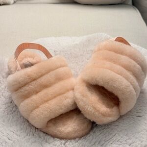 UGG Soft Cream Fluffy Slippers